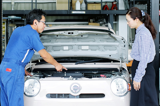 軽モールでのメンテナンスの様子1