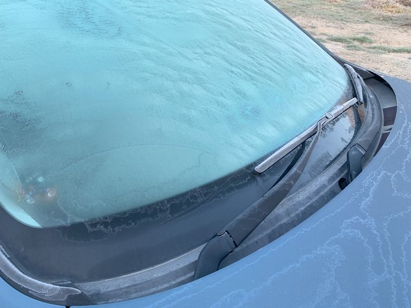 凍結したフロントガラス